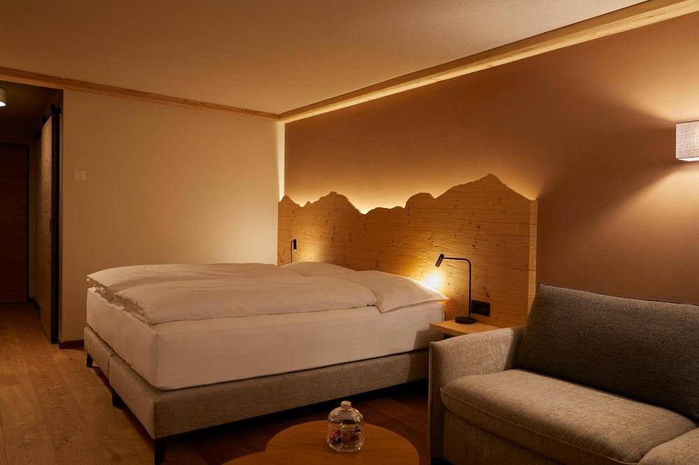 Hotel Alpenland Gstaad Exterior photo